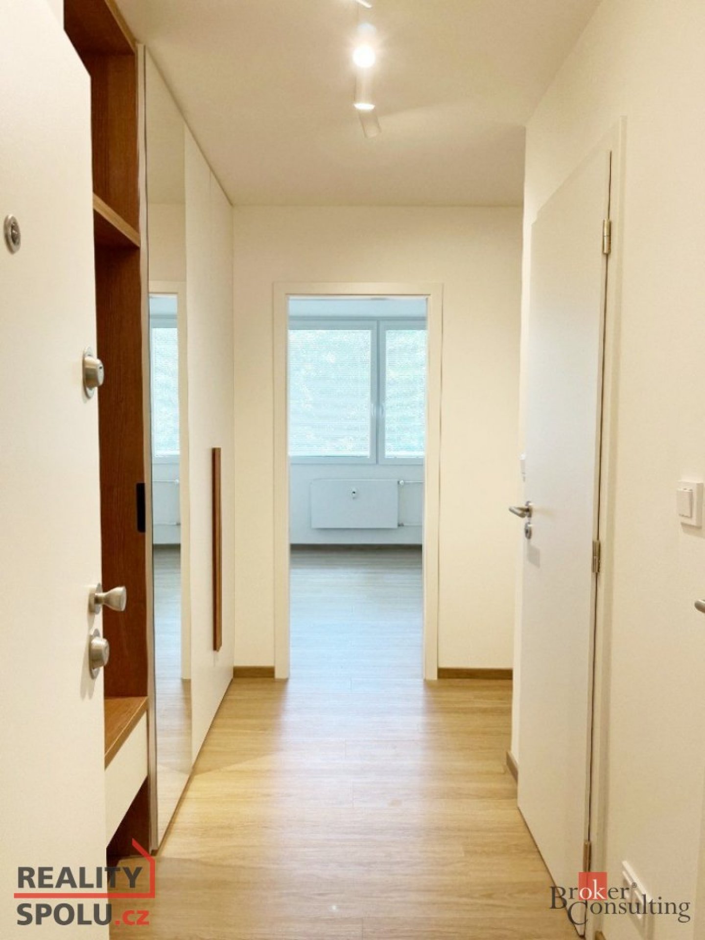 Pronájem, byty/2+kk, 44 m2, Mirovická 1088/42, 18200 Praha, Hlavní město Praha [ID 82021]