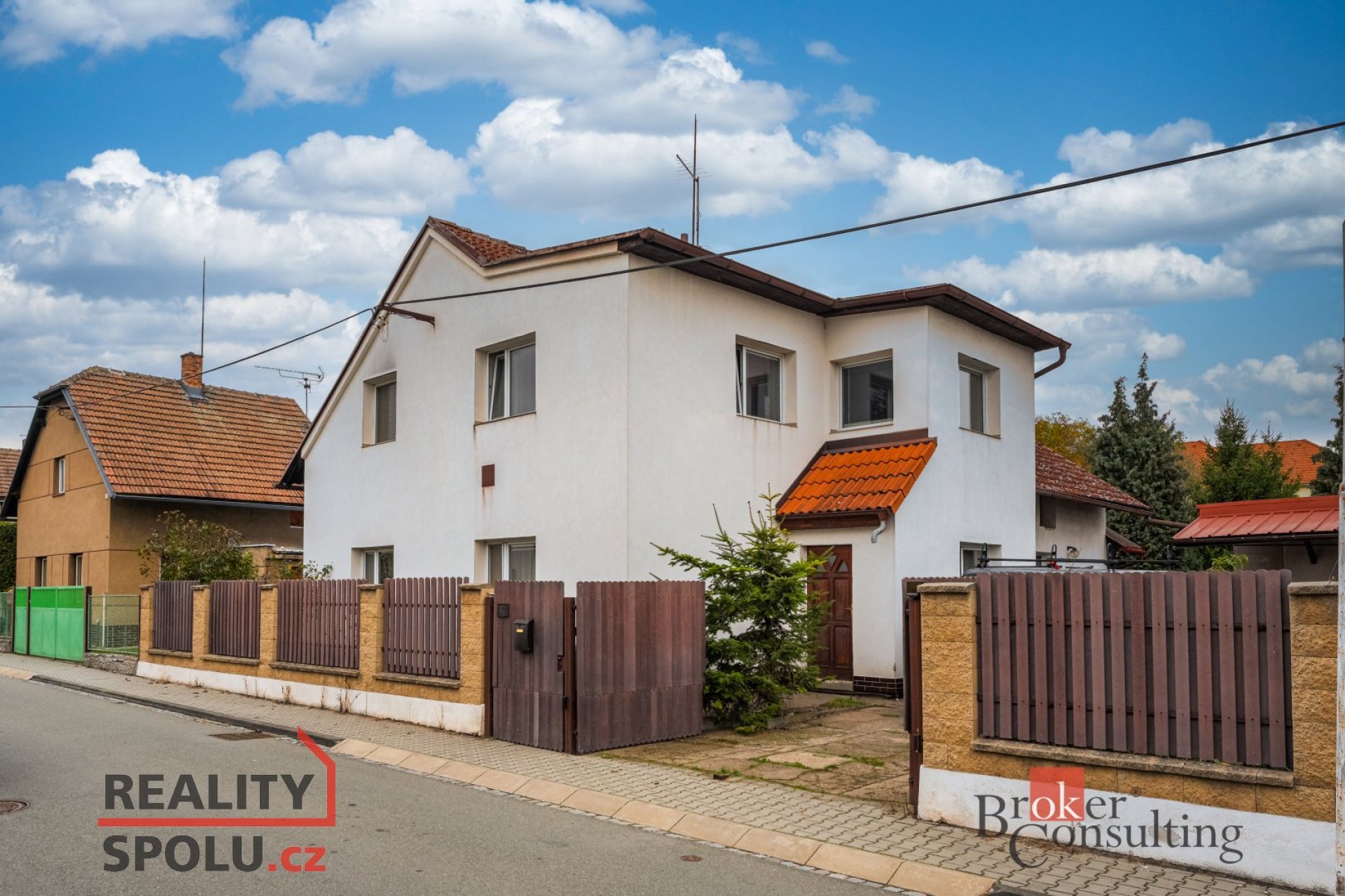 Rodinný dům 5+1 na velkém pozemku 1 560 m² – Pardubice Ohrazenice