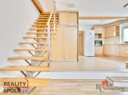 Pronájem domu/vily, 100 m²