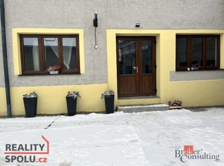 Pronájem komerčního objektu, jiný, 60 m²