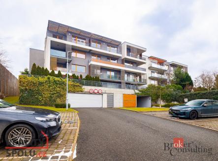 Pronájem bytu, 3+kk, 84 m²