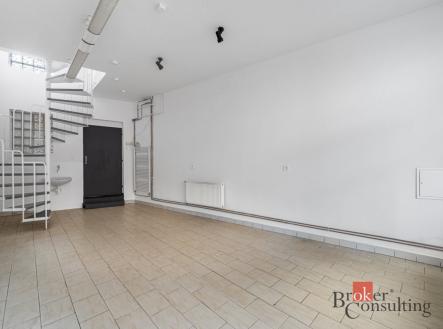 Pronájem komerčního objektu, jiný, 88 m²