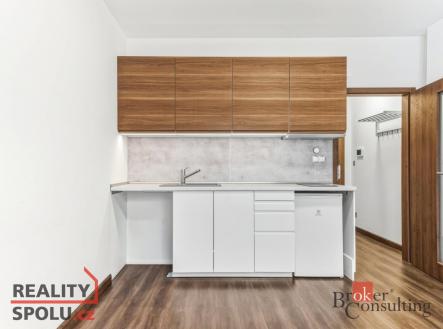 Pronájem bytu, 1+kk, 29 m²