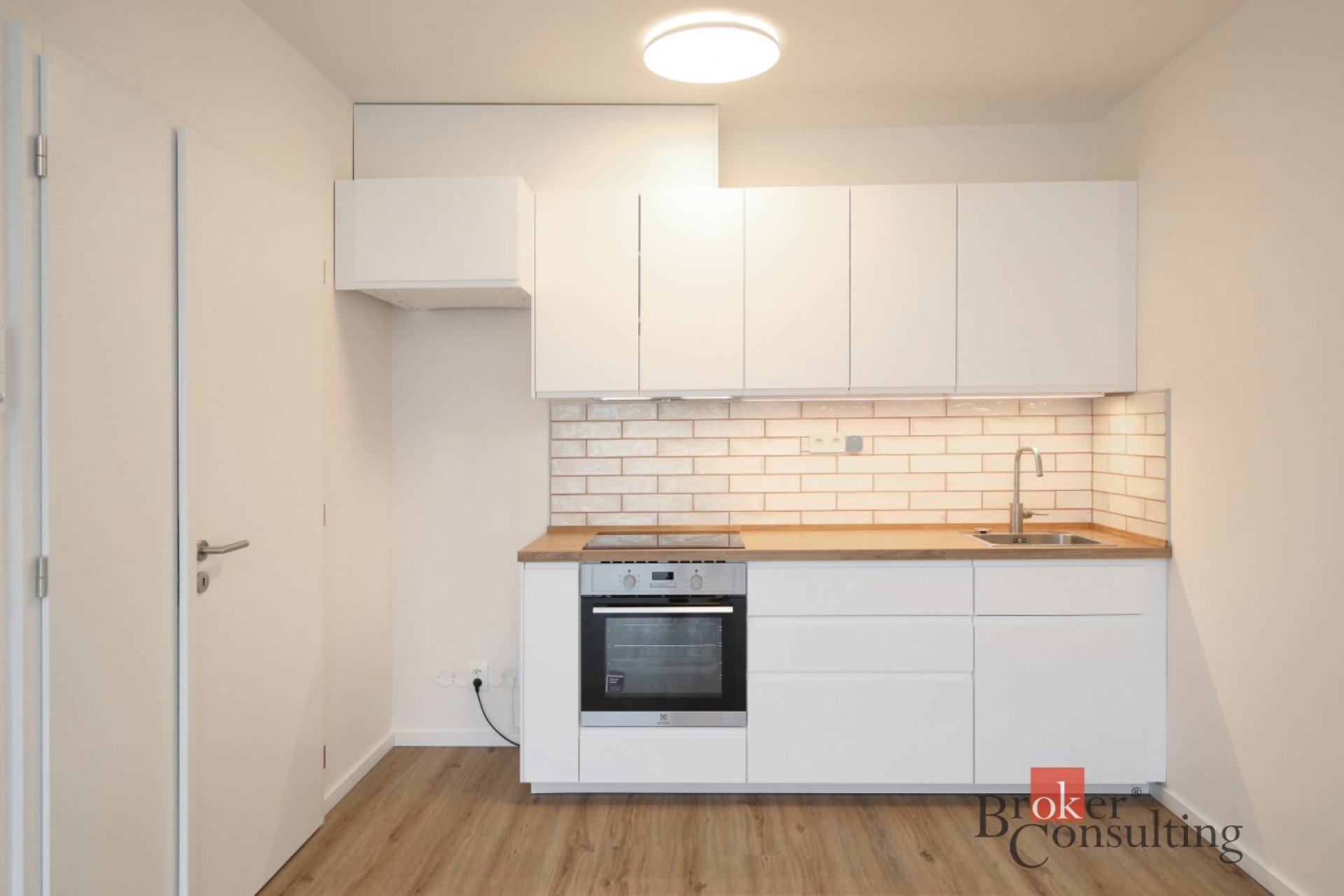 Pronájem, byty/2+kk, 46 m2, Ke křížku, Kladno, Kladno [ID 81807]