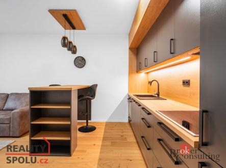 Pronájem bytu, 2+kk, 66 m²