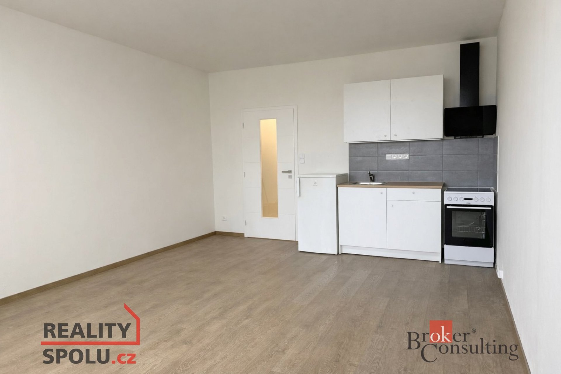 Pronájem, byty/1+kk, 32 m2, Kateřinky 1516/37, 74705 Opava (nečleněná část města) [ID 82086]