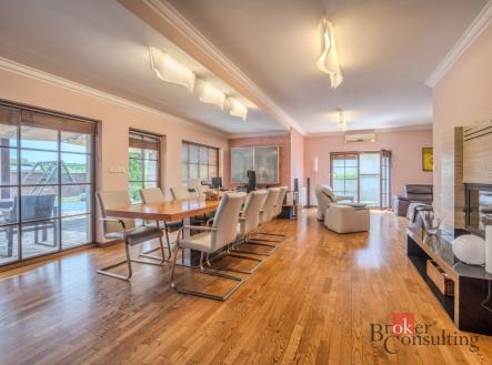 Prodej domu/vily, 307 m²