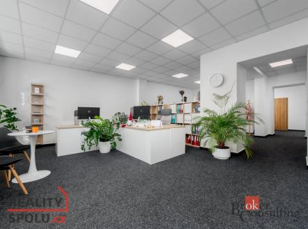 Pronájem komerčního objektu, administrativní budova, 88 m²
