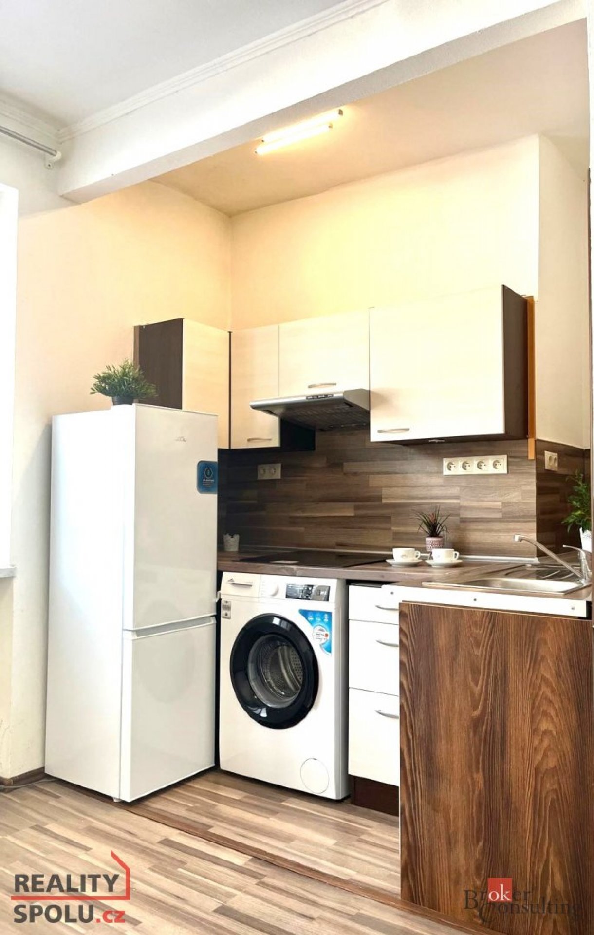 Prodej, byty/1+kk, 22 m2, Karla Pokorného 1291/13, Poruba, 70800 Poruba [ID 82644]