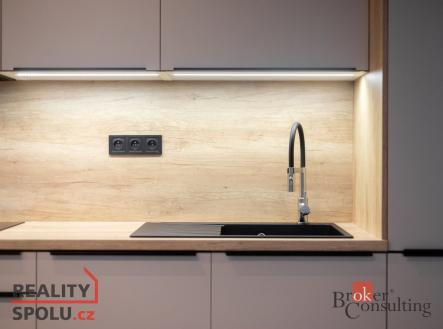 Prodej bytu, 2+kk, 65 m²