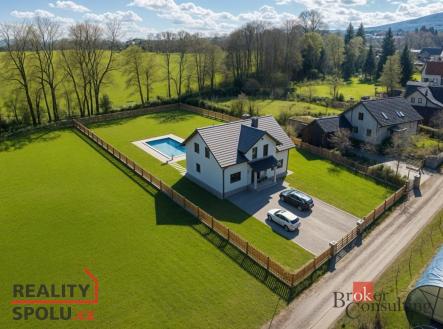 Prodej pozemku pro bydlení, 2 352 m²