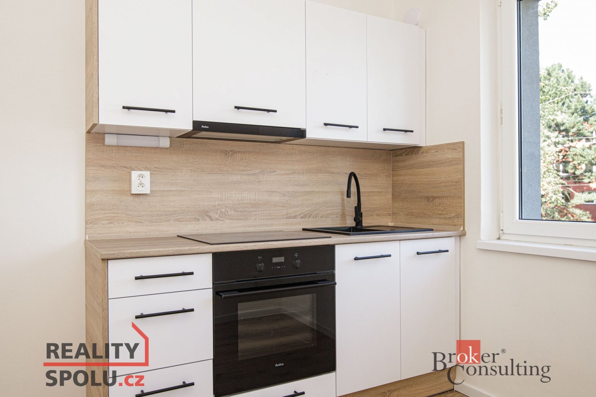 Prodej, byty/1+1, 37.5 m2, Cottonové 1961/1, Mariánské Hory, 70900 Mariánské Hory a Hulváky [ID 8230