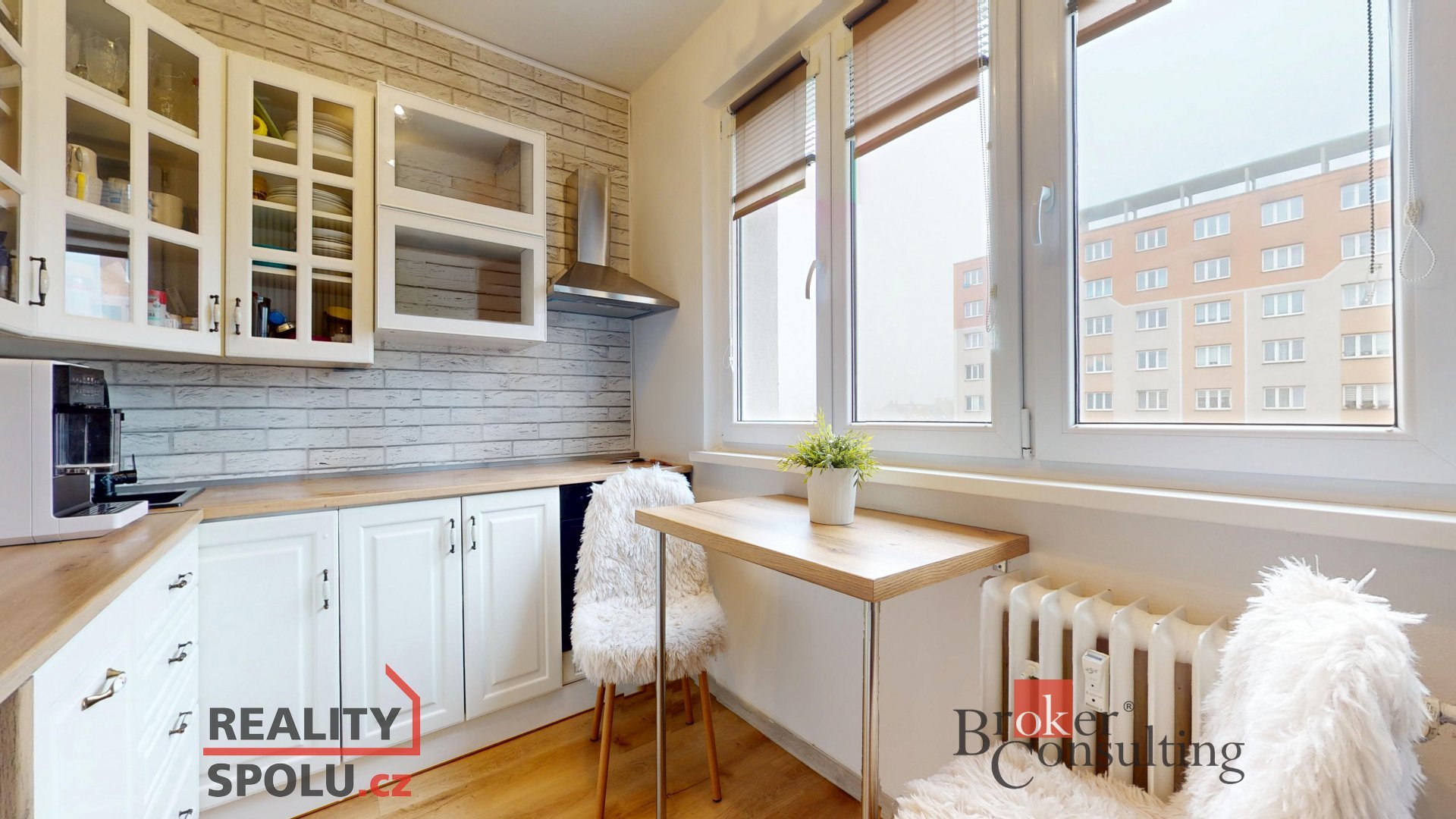 Převod dr. podílu, byty/2+1, 55 m2, Vrchlického 4024, 43003 Chomutov, Chomutov [ID 82684]