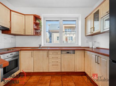 Pronájem bytu, 3+kk, 68 m²