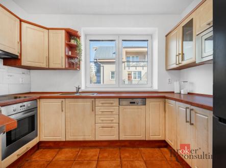 Pronájem bytu, 3+kk, 68 m²