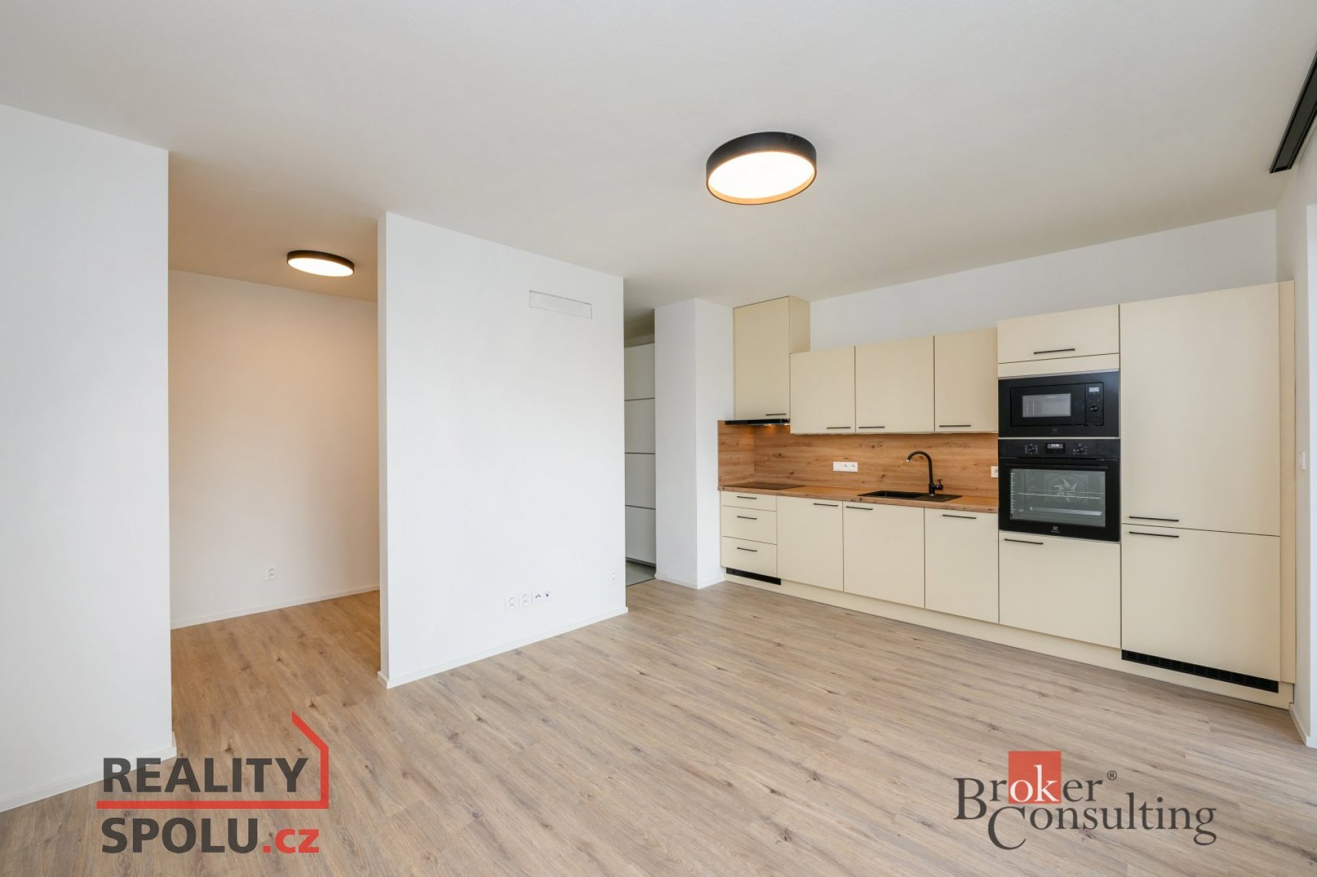 Pronájem, byty/1+kk, 40 m2, Plzeň  [ID 82393]