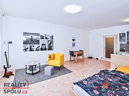 Pronájem bytu, 1+kk, 40 m²