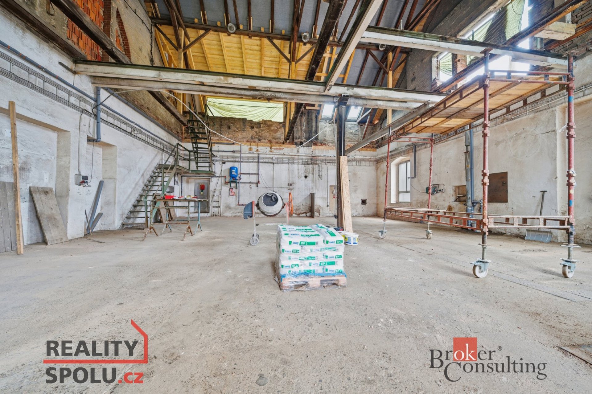 Pronájem, komerční/sklad, 146 m2, Stěžery  [ID 82122]