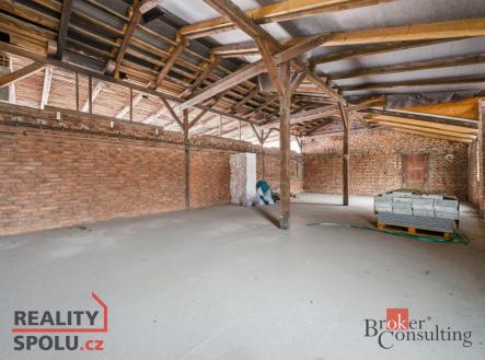 Pronájem komerčního objektu, sklad, 82 m²