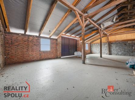 Pronájem komerčního objektu, sklad, 82 m²