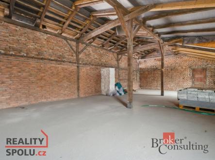 Pronájem komerčního objektu, sklad, 82 m²