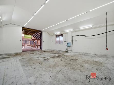 Pronájem komerčního objektu, sklad, 56 m²