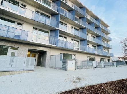 Pronájem bytu, 2+kk, 71 m²