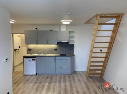 Pronájem bytu, 2+kk, 43 m²