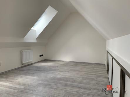 Pronájem bytu, 2+kk, 43 m²