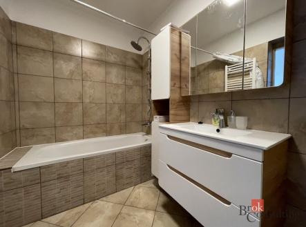 Pronájem bytu, 3+kk, 60 m²