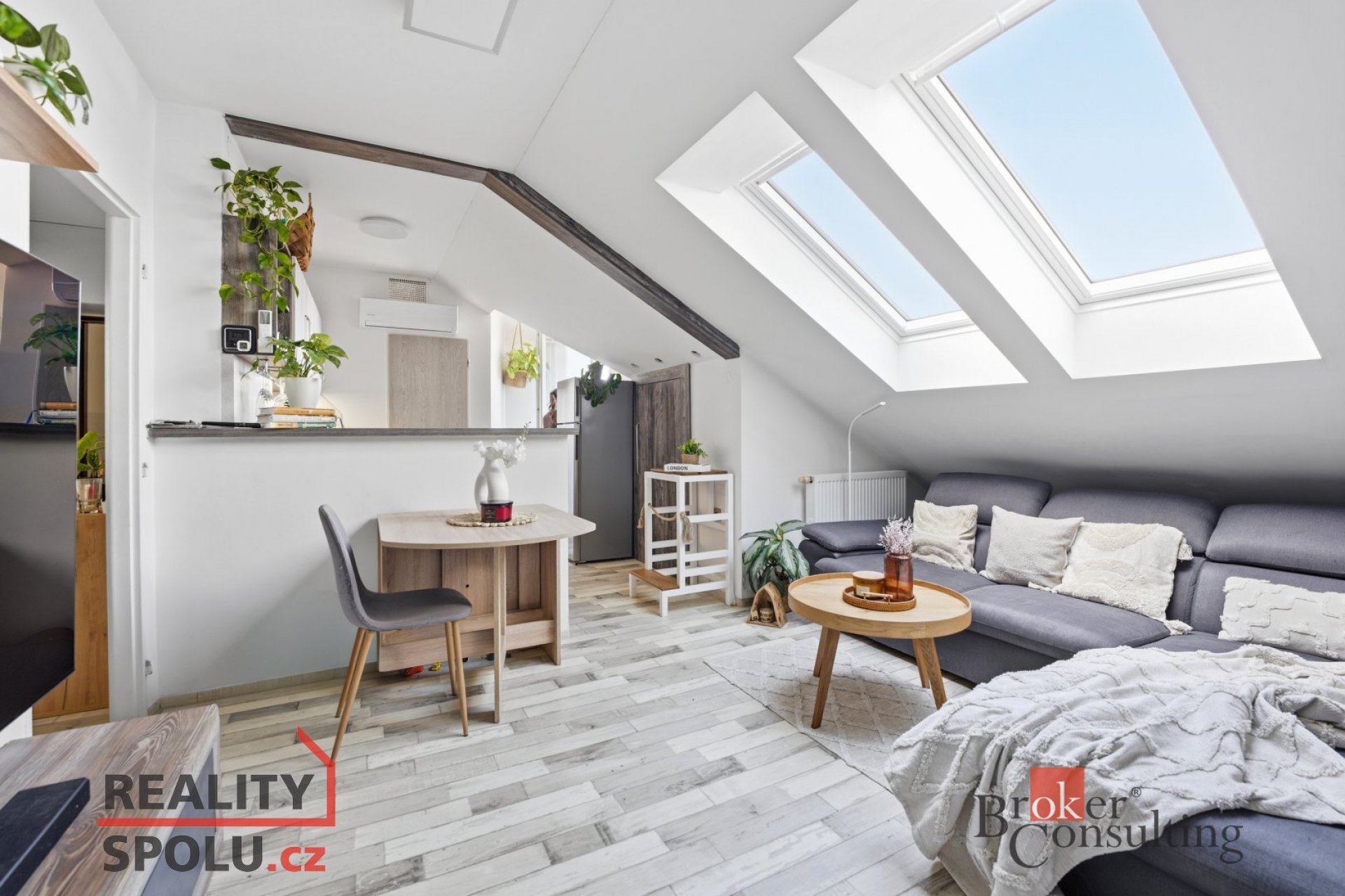 Prodej, byty/3+kk, 65.86 m2, Nerudova 738, 53304 Sezemice, Pardubice [ID 82239]