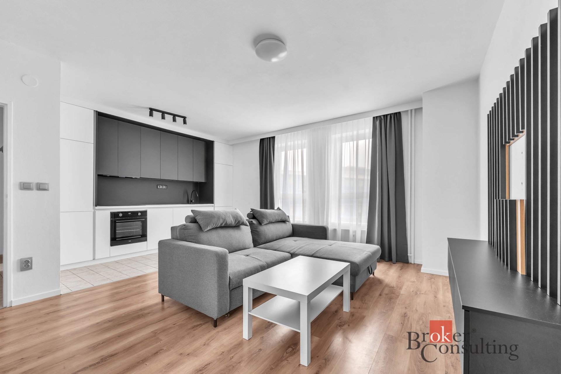 Pronájem, byty/2+kk, 52 m2, Pražská třída 771/19, Kukleny, 50004 Hradec Králové, Hradec Králové [ID 