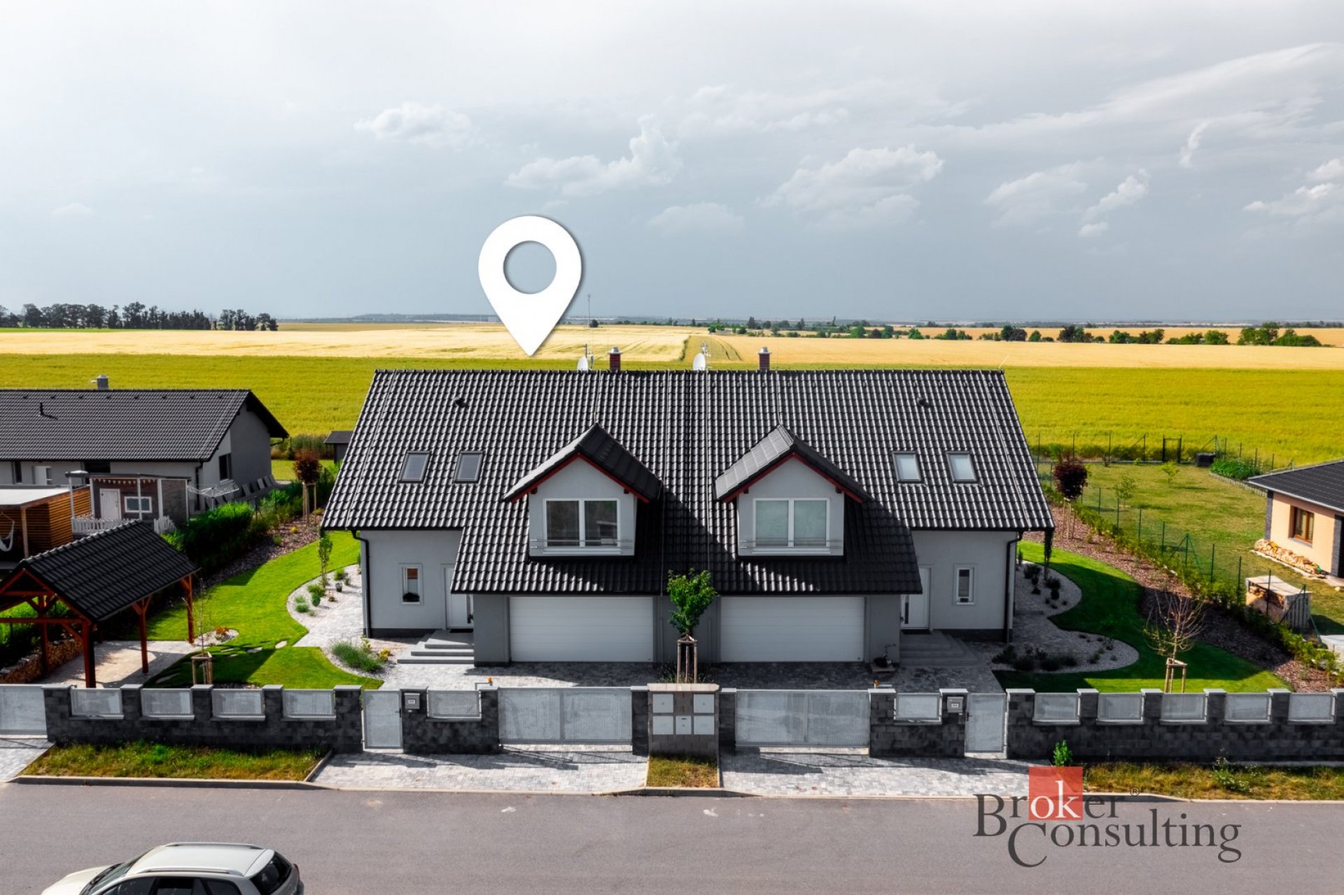 Rodinný dům s bazénem