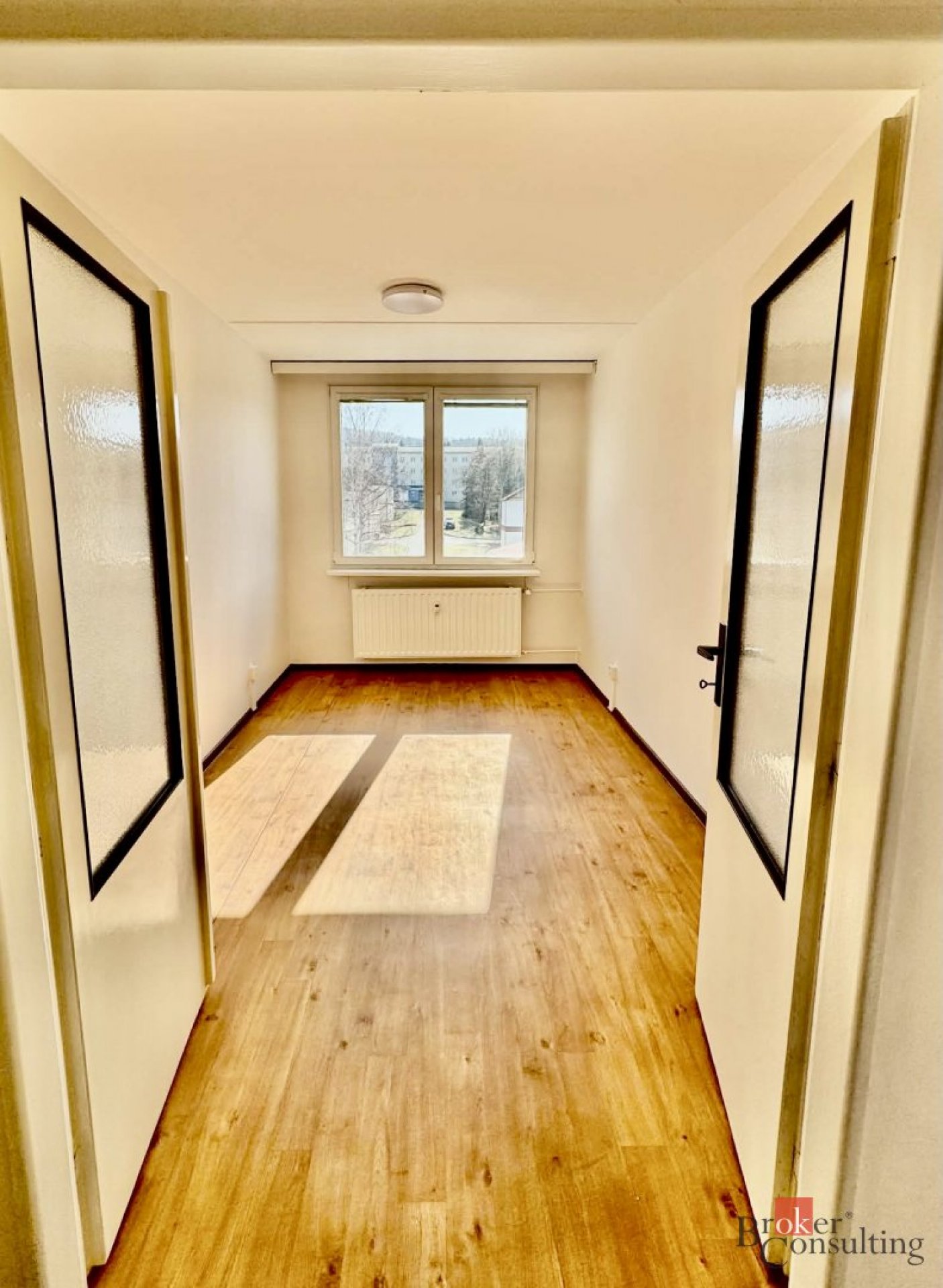 Pronájem, byty/2+kk, 45 m2, Zborovská 350, 26223 Jince, Příbram [ID 83103]