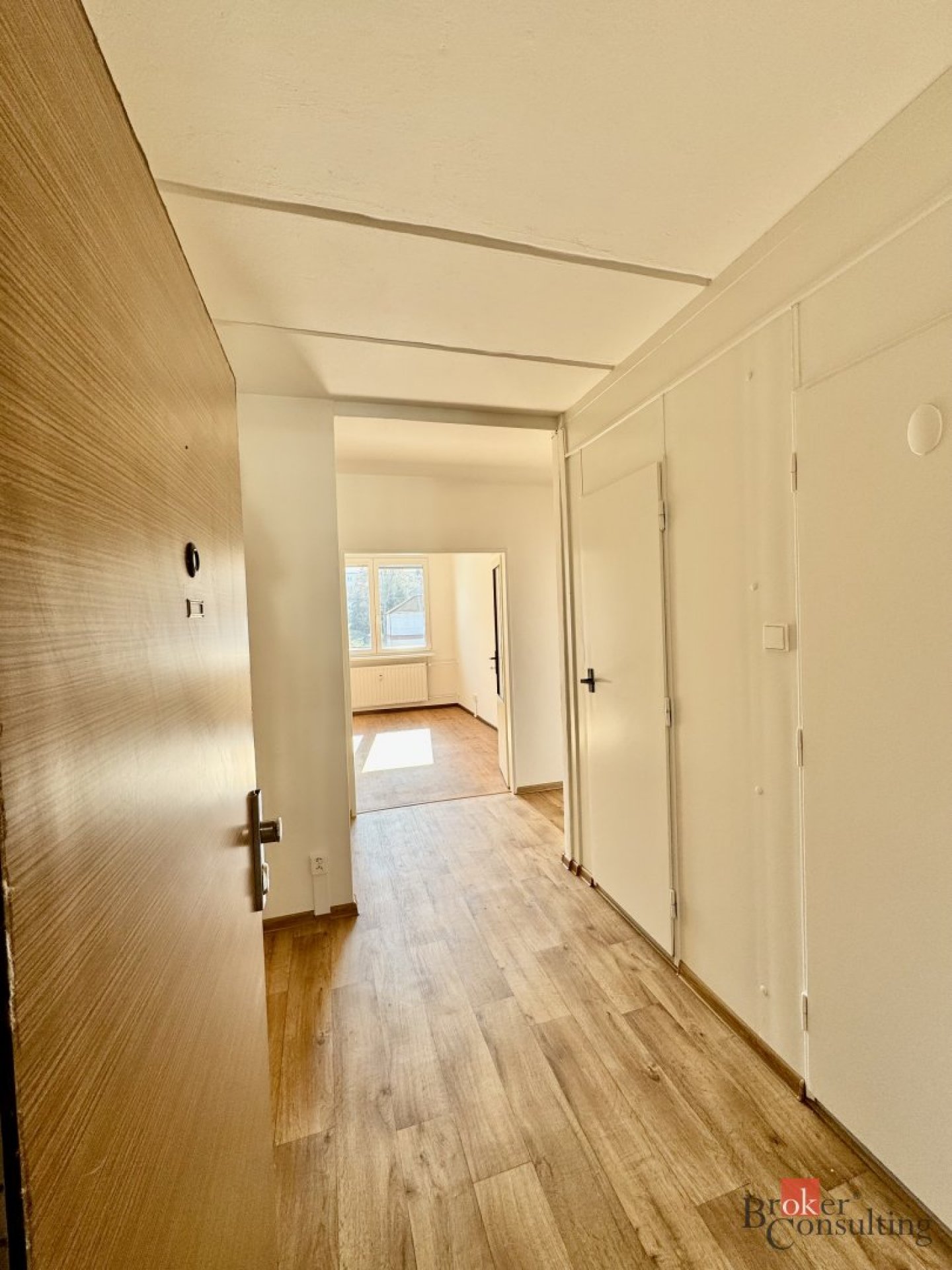 Pronájem, byty/2+kk, 45 m2, Zborovská 350, 26223 Jince, Příbram [ID 83103]