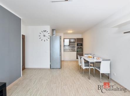 Pronájem bytu, 2+kk, 57 m²