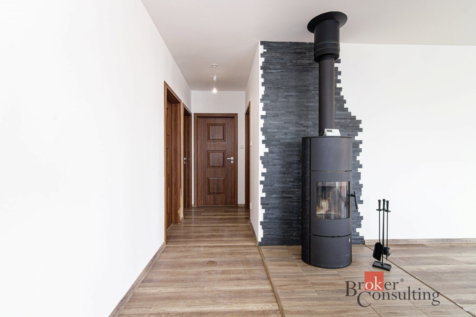 Rodinný dům 4+kk s krbem, zimní terasou, fotovoltaikou a velkým pozemkem 1 810 m² – Havířov, Dolní S