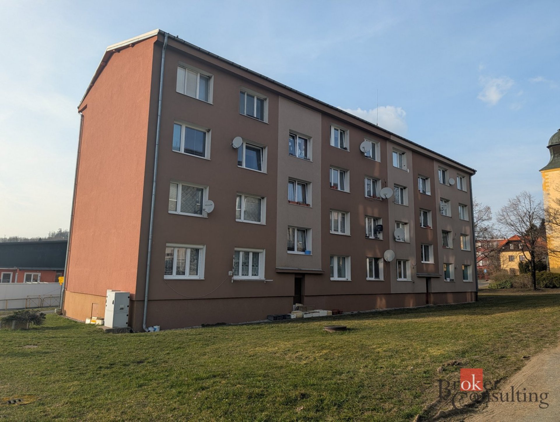 Prodej prostorného byt 3+1 s lodžií, ulice Nová, Přimda