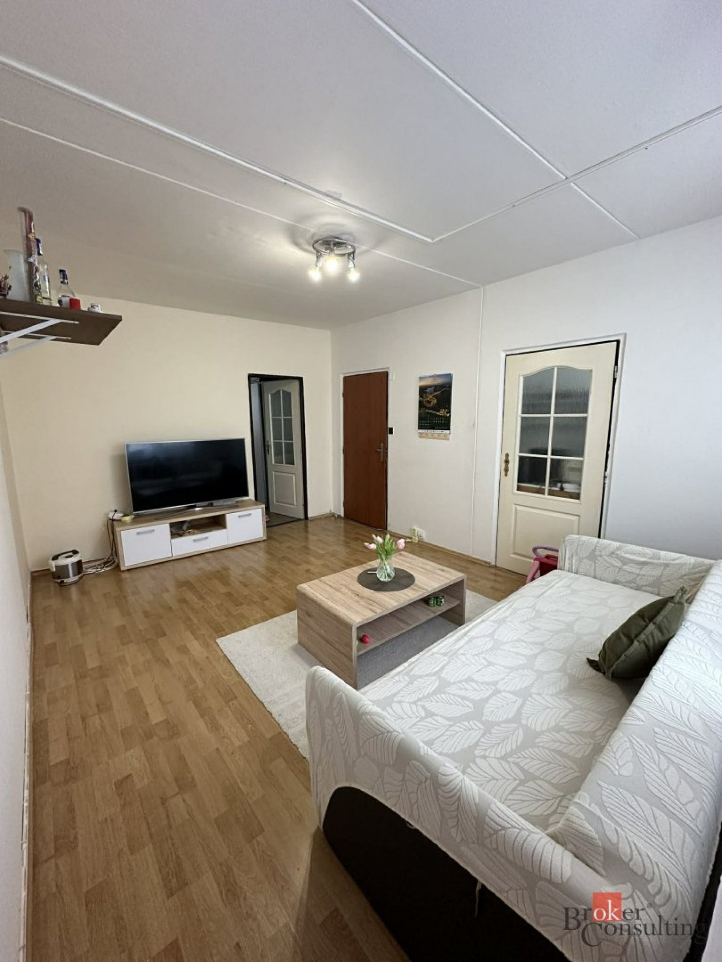 Prodej prostorného byt 3+1 s lodžií, ulice Nová, Přimda