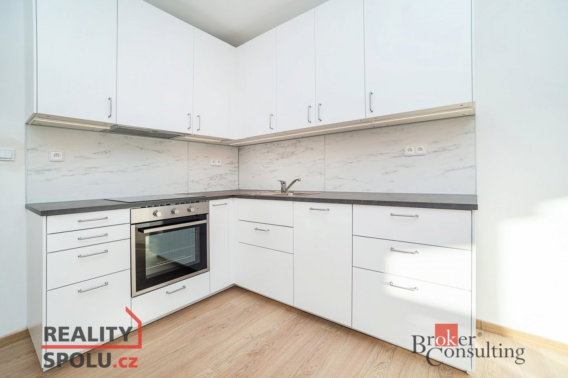 Pronájem, byty/1+kk, 35 m2, Lázeňská 2038, 27401 Slaný, Kladno [ID 83016]