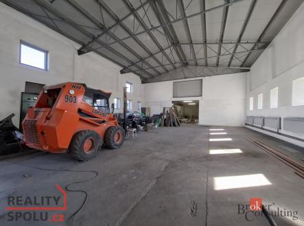 Pronájem komerčního objektu, sklad, 330 m²