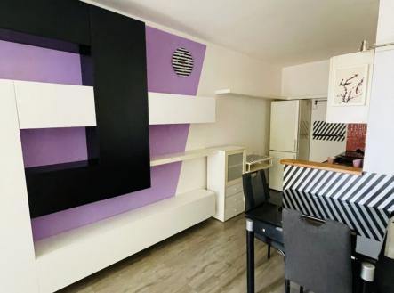 Pronájem bytu, 2+kk, 37 m²