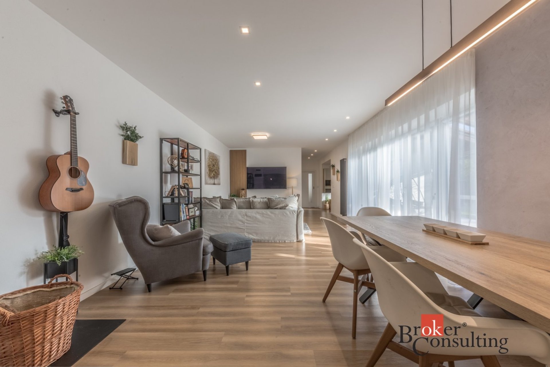 Prodej rodinného domu 291 m2, pozemek 735 m2, Zlonín, Praha - východ,