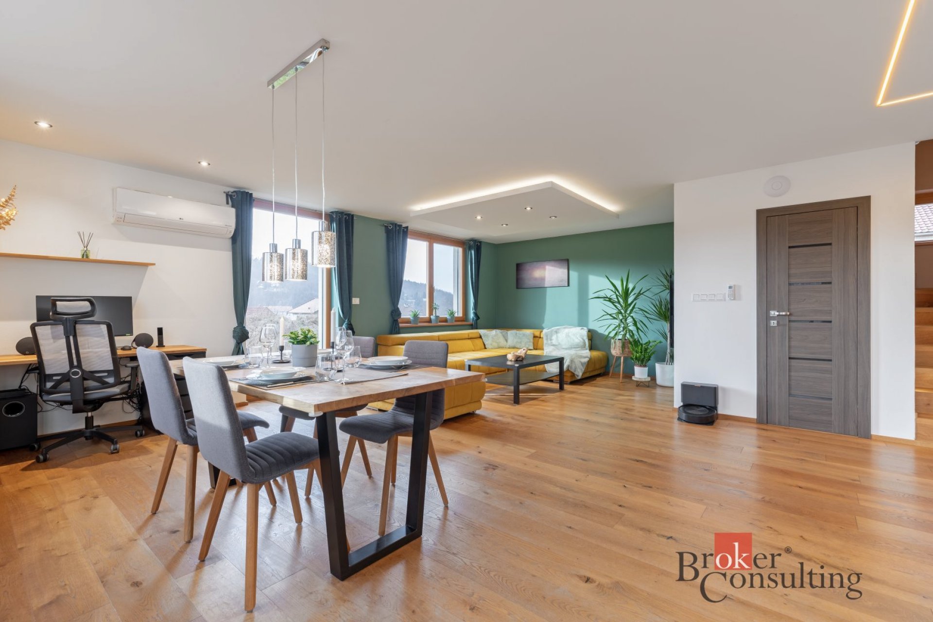 Rodinný dům 4kk, 138 m²  s chytrou domácností a zahradou