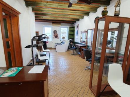 Pronájem komerčního objektu, jiný, 50 m²