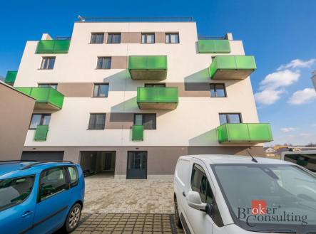 Pronájem bytu, 3+kk, 80 m²