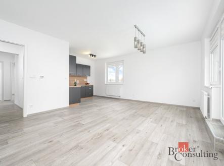 Pronájem bytu, 3+kk, 80 m²