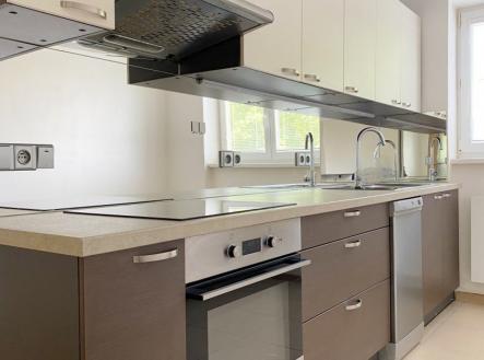 Pronájem bytu, 2+1, 60 m²