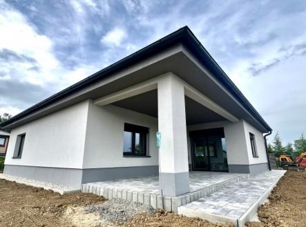 Pronájem domu/vily, 130 m²