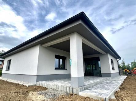 Pronájem domu/vily, 130 m²